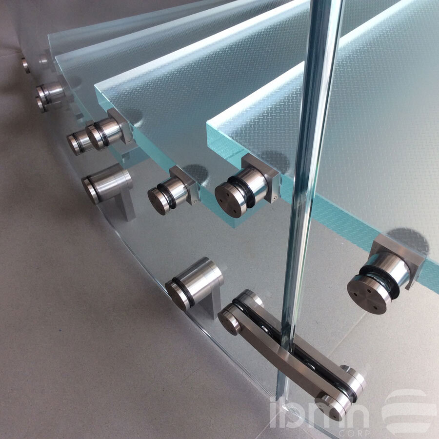 Importar Herrajes para Escaleras en Cristal de China 