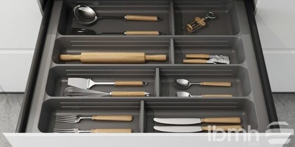 Discover the advantages of the Cutlery Tray and Drawer Organizers