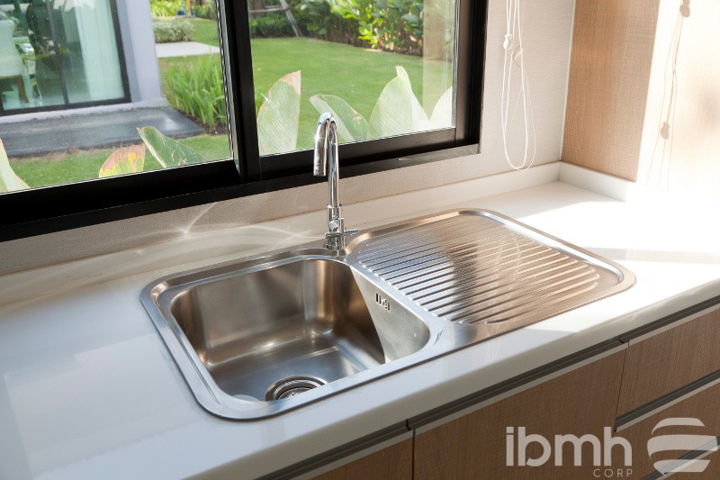 Industrial kitchen sinks and drainage system: new IBMH product